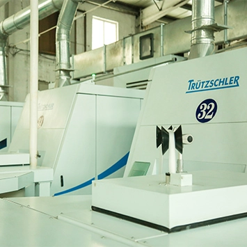 Bakire polyester elyaf tedarikçisi beyaz polyester iplik