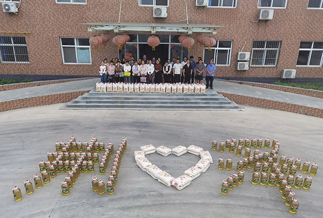 Hebei Jingze sonbahar ortasında birlikte kutluyor
